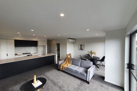 Photo of property in 18 Shortfin Place, Flat Bush, Auckland, 2019