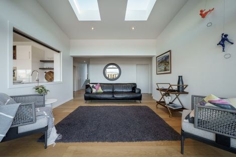 Photo of property in 19a Sunrise Bay Drive, Wanaka, 9305