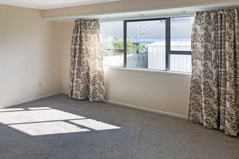 Photo of property in 1/25 Butley Drive, Farm Cove, Auckland, 2012