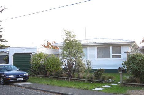 Photo of property in 6a Sydney Crescent, Raumati South, Paraparaumu, 5032