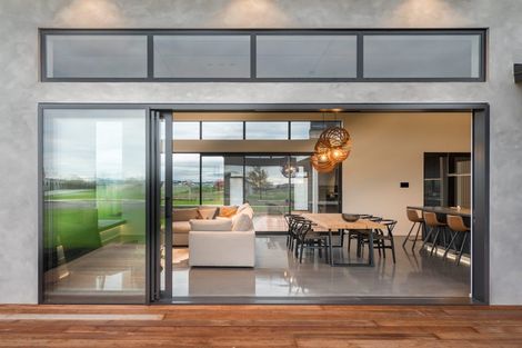 Photo of property in 33 Seachange Drive, Leamington, Cambridge, 3432