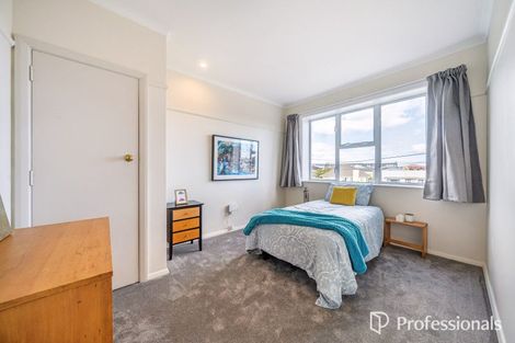 Photo of property in 100 Adelaide Street, Petone, Lower Hutt, 5012