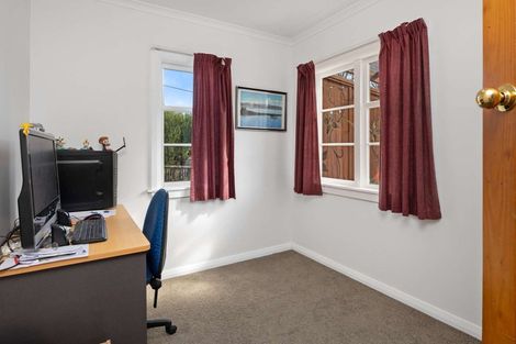 Photo of property in 65 Hampden Street, Picton, 7220