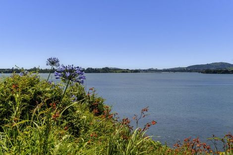 Photo of property in 2 Eleventh Avenue, Tauranga, 3110