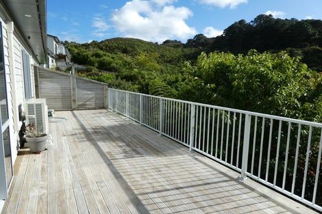 Photo of property in 76 Makara Road, Karori, Wellington, 6012
