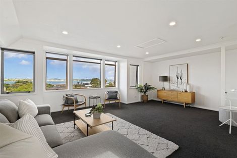 Photo of property in 2/21 Richmond Avenue, Northcote Point, Auckland, 0627