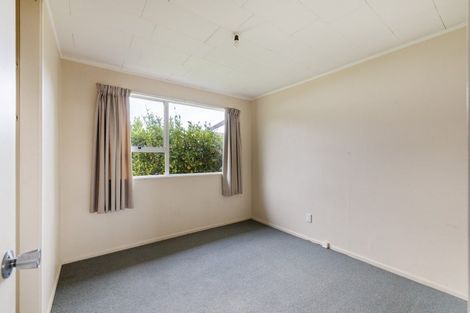 Photo of property in 2 Gilbert Street, Amberley, 7410