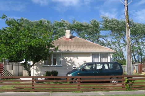 Photo of property in 12 Karaka Street, Elgin, Gisborne, 4010