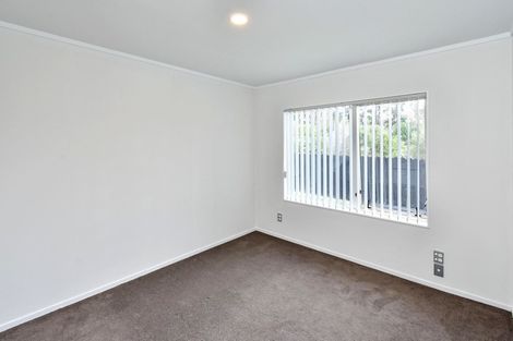 Photo of property in 32 Sheriff Place, Randwick Park, Auckland, 2105