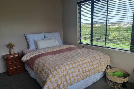 Photo of property in 21 Cambrian Street, Churton Park, Wellington, 6037