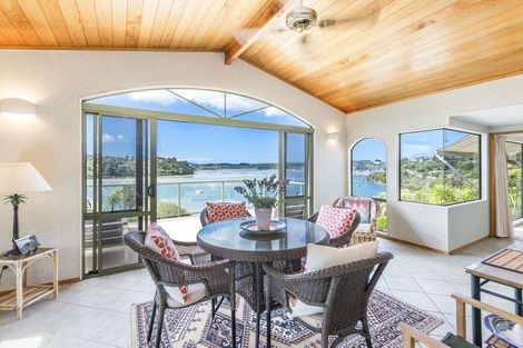 Photo of property in 1174 Sandspit Road, Sandspit, Warkworth, 0982