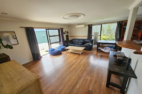 Photo of property in 41 Gledstane Road, Stanmore Bay, Whangaparaoa, 0932