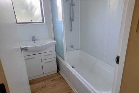 Photo of property in 1/29 De Quincey Terrace, Highland Park, Auckland, 2010