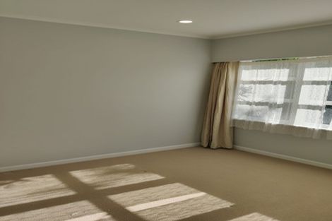 Photo of property in 4 Tiki Street, New Lynn, Auckland, 0600