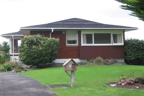 Photo of property in 4 Suzetta Place, Sunnyhills, Auckland, 2010
