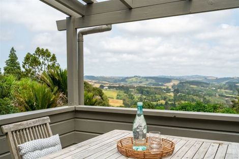 Photo of property in 299 School Road, Waimauku, 0881