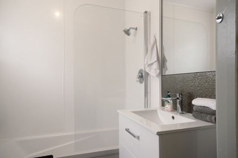 Photo of property in 24 Euan Street, Mangakakahi, Rotorua, 3015