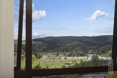 Photo of property in 36 Te Kauri Place, Helensville, 0800