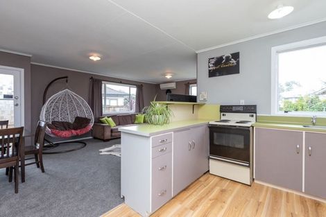 Photo of property in 18 Purcell Place, Melville, Hamilton, 3206