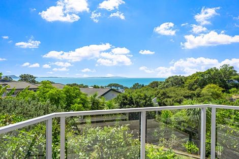 Photo of property in 300 Whangaparaoa Road, Stanmore Bay, Whangaparaoa, 0932