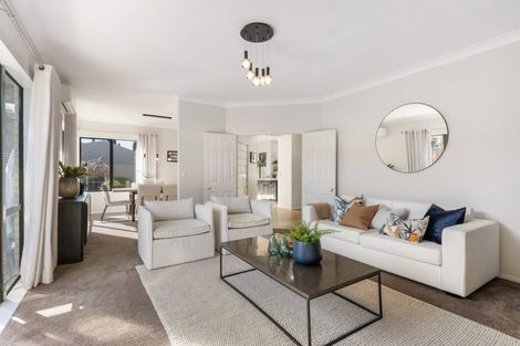 Photo of property in 10 Advance Way, Albany, Auckland, 0632