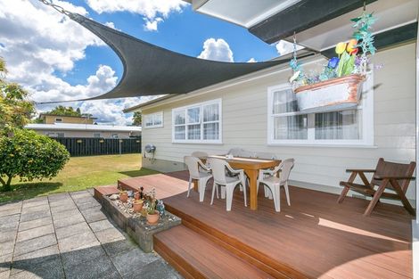 Photo of property in 262 Sandwich Road, St Andrews, Hamilton, 3200