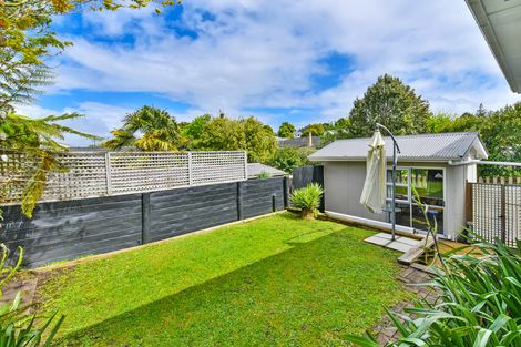 Photo of property in 5a Scotts Road, Manurewa East, Auckland, 2102