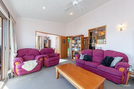 Photo of property in 6 Ash Grove, Ranui, Porirua, 5024