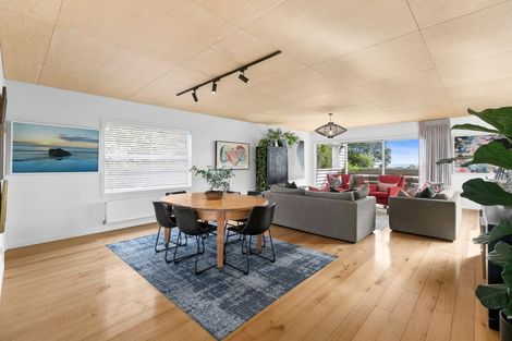 Photo of property in 91 Paynters Avenue, Strandon, New Plymouth, 4312