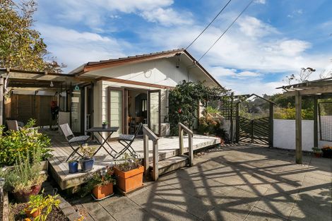 Photo of property in 4 Chamberlain Road, Massey, Auckland, 0614