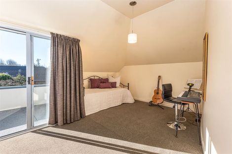 Photo of property in 17 Natalie Place, Harewood, Christchurch, 8051