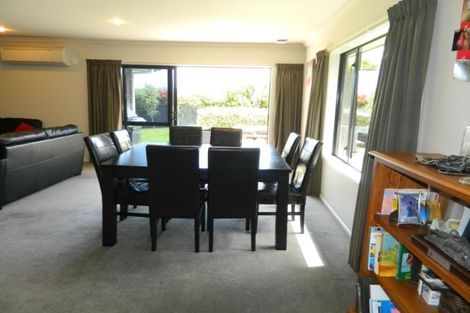 Photo of property in 123 Te Puia Drive, Aotea, Porirua, 5024