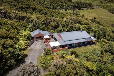 Photo of property in 206 Colville Road, Coromandel, 3584