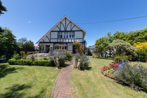 Photo of property in 27 High Street, Bulls, 4818