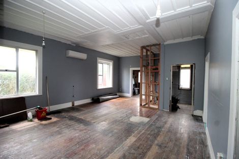 Photo of property in 90 Grey Street, Woodville, 4920