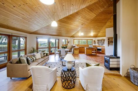 Photo of property in 565 Maraetotara Road, Maraetotara, Havelock North, 4294