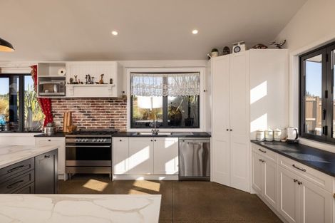 Photo of property in 17 Sarona Park Drive, Omanawa, Tauranga, 3171