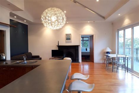 Photo of property in 15-17 Awanui Street, Birkenhead, Auckland, 0626