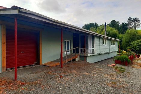 Photo of property in 76 Hovding Street, Norsewood, 4974