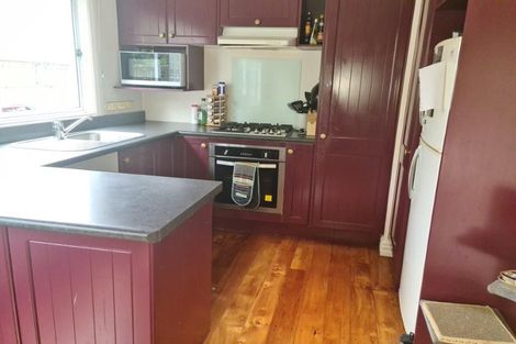 Photo of property in 18 Cruickshank Street, Kilbirnie, Wellington, 6022