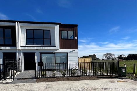 Photo of property in 31 Aramata Road, Papakura, 2110