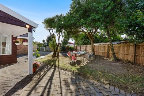 Photo of property in 36 Matterhorn Crescent, Northpark, Auckland, 2013