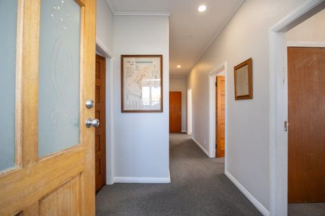Photo of property in 43 Frederick Street, Terrace End, Palmerston North, 4410