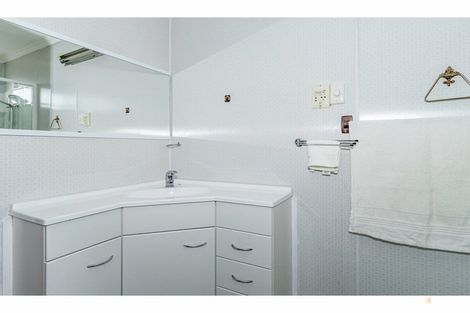 Photo of property in 5-5a Rugby Street, Waimate, 7924