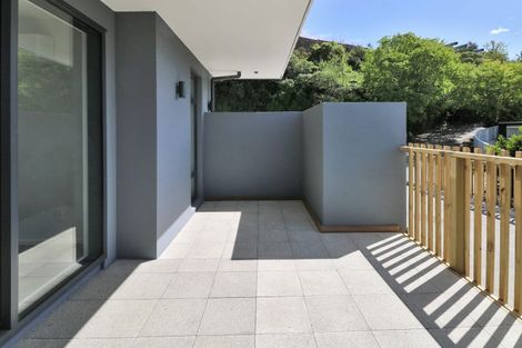 Photo of property in 2/63 Tiketike Way, Brooklyn, Wellington, 6021