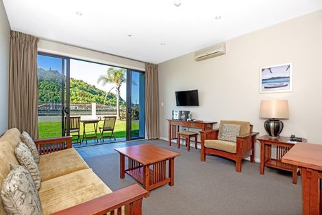Photo of property in 115/2 Reads Quay, Gisborne, 4010