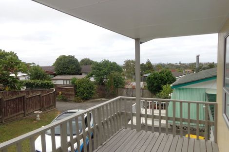 Photo of property in 2/341 Royal Road, Massey, Auckland, 0614