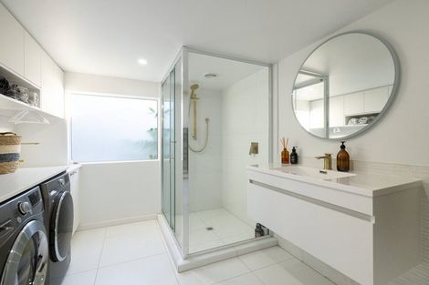 Photo of property in 83b Oceanview Road, Mount Maunganui, 3116