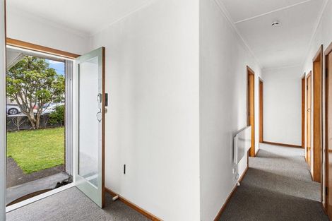 Photo of property in 74 Gover Street, New Plymouth, 4310