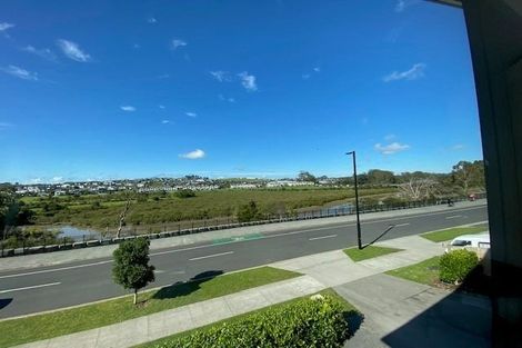Photo of property in 138 Arran Point Parade, Orewa, 0931